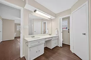 19234 Lakeshire St, Humble, TX 77346 - Photo 15