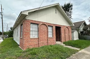 2324 Gentry St, Houston, TX 77009 - Photo 1