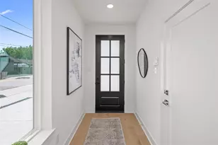 902 Kern St, Houston, TX 77009 - Photo 3