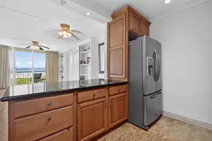 1401 E Beach Dr, Galveston, TX 77550 - Photo 7
