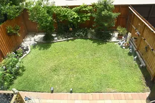2931 Bering Dr, Houston, TX 77057 - Photo 3