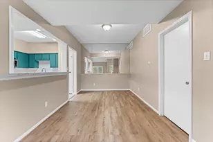 2100 Tanglewilde St, Houston, TX 77063 - Photo 13