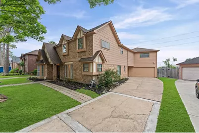 110 Shadow Wood Drive, Sugar Land, TX 77498 - Photo 1
