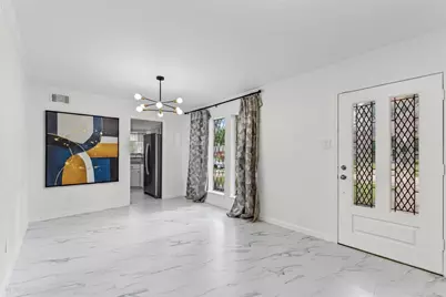 110 Shadow Wood Drive, Sugar Land, TX 77498 - Photo 7