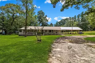128 E Highland Dr, Livingston, TX 77351 - Photo 3