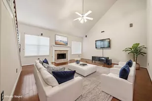2308 Oakleaf Hills Cir, Conroe, TX 77304 - Photo 21