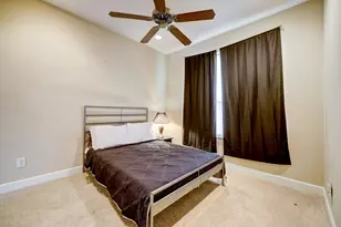 1305 Delano St, Houston, TX 77003 - Photo 9