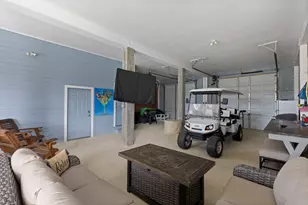 413 Jeanie Lynne Circle, Tiki Island, TX 77554 - Photo 23