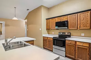 2033 Tanur Cascade Dr, Anna, TX 75409 - Photo 17