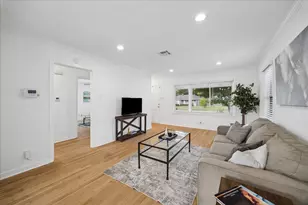 806 Nashua St, Houston, TX 77008 - Photo 3