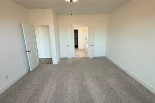 4533 Blue Mountain Laurel St, Pinehurst, TX 77362 - Photo 5