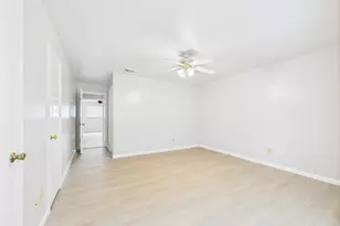 9409 Fondren Rd, Houston, TX 77074 - Photo 25