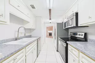 9409 Fondren Rd, Houston, TX 77074 - Photo 7