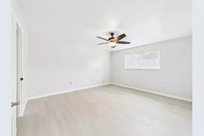 9409 Fondren Road, Houston, TX 77074 - Photo 19