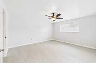 9409 Fondren Rd, Houston, TX 77074 - Photo 19