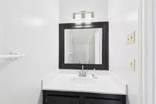9409 Fondren Rd, Houston, TX 77074 - Photo 17