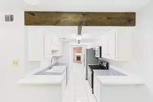 9409 Fondren Rd, Houston, TX 77074 - Photo 11