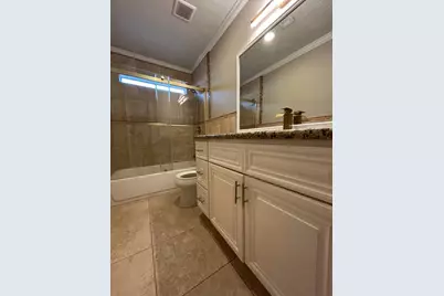 608 Pebbleshire Drive, Houston, TX 77062 - Photo 13