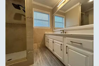 608 Pebbleshire Drive, Houston, TX 77062 - Photo 15