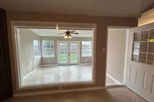 608 Pebbleshire Dr, Houston, TX 77062 - Photo 9