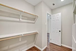 7542 Bywood St, Houston, TX 77028 - Photo 7