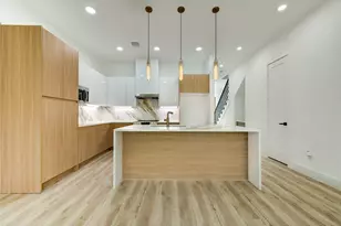 7827 Brandon St, Houston, TX 77051 - Photo 45