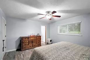 829 S Van Ostrand Ave, Winnie, TX 77665 - Photo 29