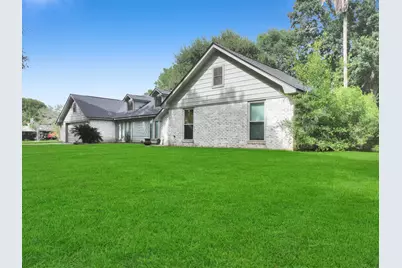 829 S Van Ostrand Avenue, Winnie, TX 77665 - Photo 45