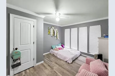 829 S Van Ostrand Avenue, Winnie, TX 77665 - Photo 31