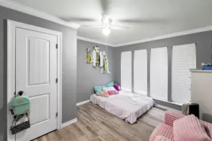 829 S Van Ostrand Ave, Winnie, TX 77665 - Photo 31