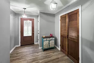 829 S Van Ostrand Ave, Winnie, TX 77665 - Photo 9