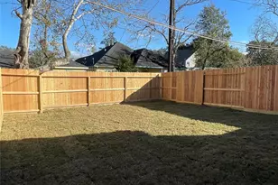 1137 4th St, Rosenberg, TX 77471 - Photo 11