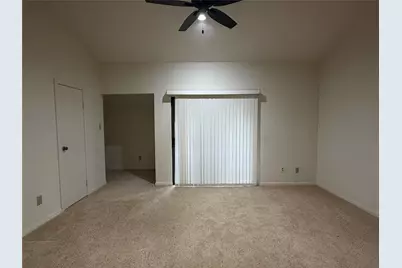 11711 Memorial Drive #203, Houston, TX 77024 - Photo 13