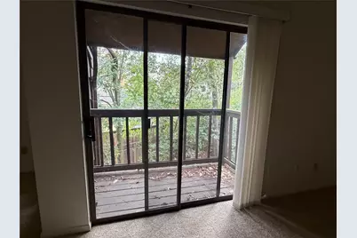 11711 Memorial Drive #203, Houston, TX 77024 - Photo 15