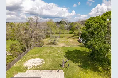 2031 Grand Avenue, Liberty, TX 77575 - Photo 5