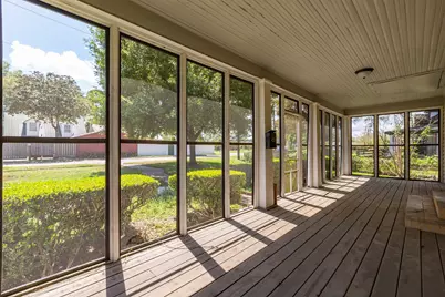 2031 Grand Avenue, Liberty, TX 77575 - Photo 37