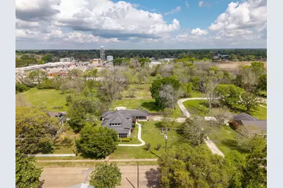 2031 Grand Avenue, Liberty, TX 77575 - Photo 3