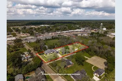 2031 Grand Avenue, Liberty, TX 77575 - Photo 1