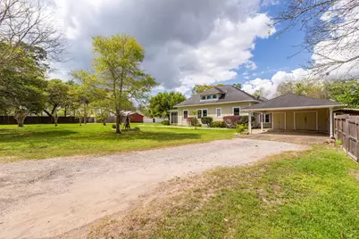 2031 Grand Avenue, Liberty, TX 77575 - Photo 45