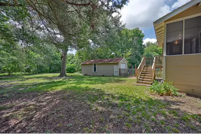 804 E Academy, Brenham, TX 77833 - Photo 17