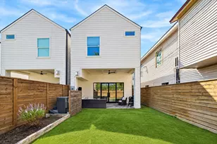 541 W 27th St, Houston, TX 77008 - Photo 5