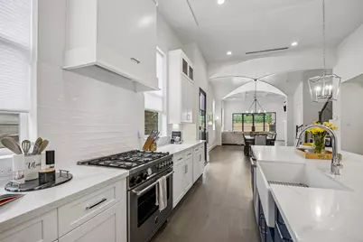 541 W 27th Street, Houston, TX 77008 - Photo 23