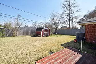 1818 Watercrest Dr, Houston, TX 77008 - Photo 29