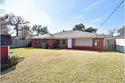 1818 Watercrest Drive, Houston, TX 77008 - Photo 23