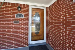 1818 Watercrest Dr, Houston, TX 77008 - Photo 3