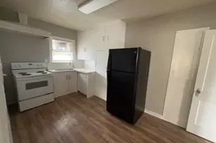 1552 Lombardy St, Houston, TX 77023 - Photo 5