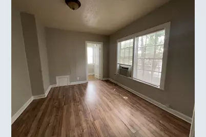 1552 Lombardy Street #4, Houston, TX 77023 - Photo 5