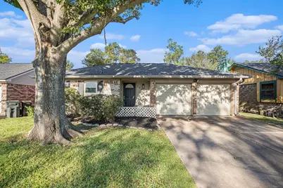 702 Reynolds Avenue, League City, TX 77573 - Photo 1