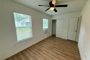 520 McGuire, Huntsville, TX 77340 - Photo 5