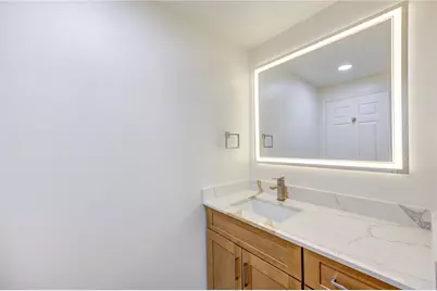 2001 Holcombe Boulevard #2203, Houston, TX 77030 - Photo 29